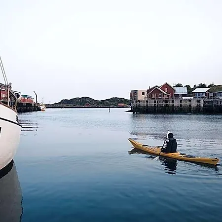 Solsiden Brygge Rorbuer Eggum