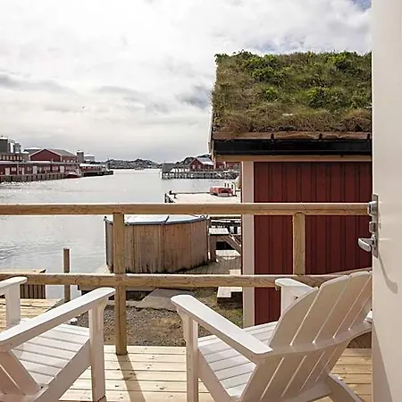 Solsiden Brygge Rorbuer 3* Eggum