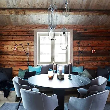 Solsiden Brygge Rorbuer Otel Eggum