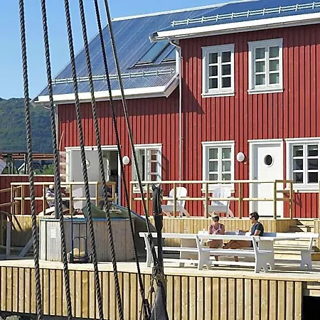 Solsiden Brygge Rorbuer 3*