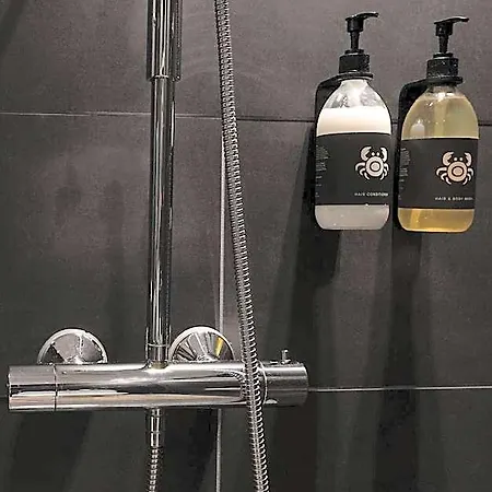 Otel Solsiden Brygge Rorbuer 3*